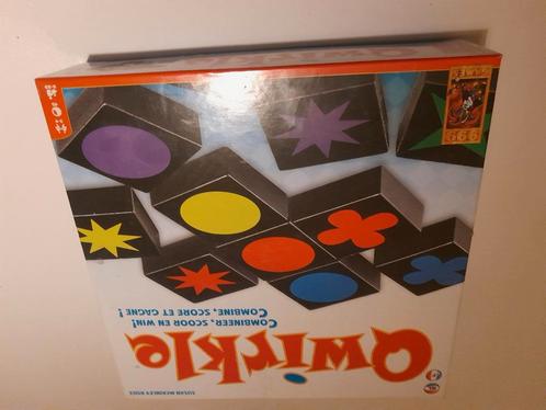 Qwirkle, Hobby en Vrije tijd, Gezelschapsspellen | Bordspellen, Zo goed als nieuw, Drie of vier spelers, Ophalen of Verzenden