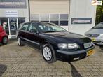 Volvo V70 2.4 Comfort Line NAVI TREKHAAK, Auto's, Beige, Leder en Stof, Zwart, 2435 cc