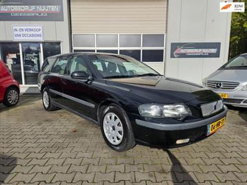 Volvo V70 2.4 Comfort Line NAVI TREKHAAK beschikbaar voor biedingen