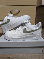 Nike Air Force 1 One '07 White Wit Army Green Maat 42.5 Nieu, Wit, Nike, Nieuw, Ophalen of Verzenden