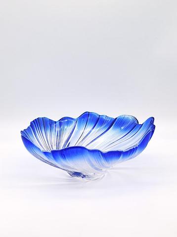 Blauwe sculpturale glazen kom, Mid Century Modern beschikbaar voor biedingen