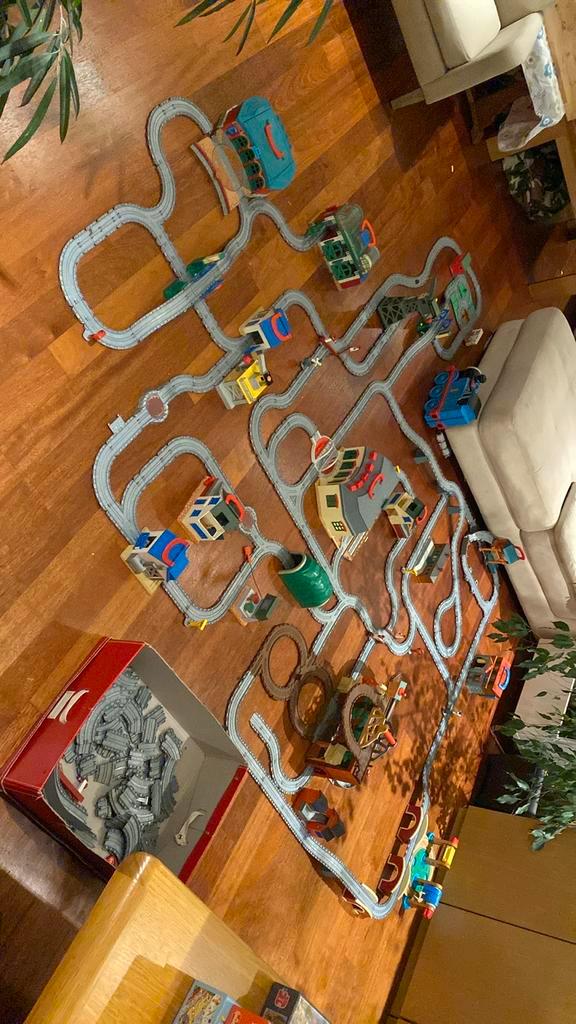 Thomas de Trein Set - Rails & Gebouwen, Kinderen en Baby's, Speelgoed | Duplo en Lego, Gebruikt, Duplo, Losse stenen, Ophalen