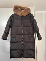 Moncler dons winterjas met echte bontkraag maat 2 S/M, Moncler, Ophalen of Verzenden, Zo goed als nieuw, Zwart