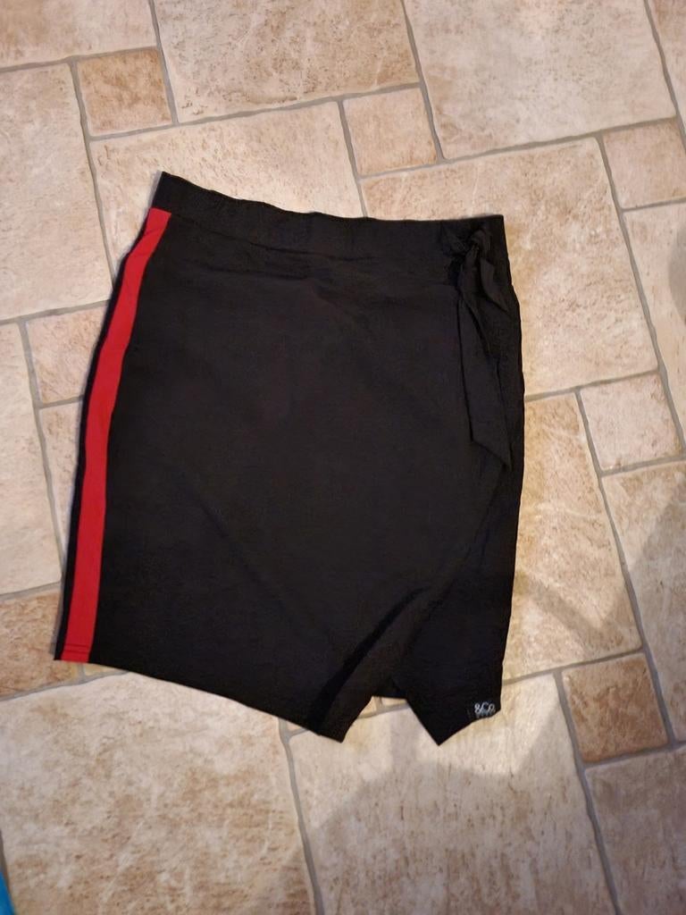 Prachtig zwart rokje maat s 36 & Co woman, Kleding | Dames, Rokken, Zwart, &Co Woman, Ophalen of Verzenden, Zo goed als nieuw