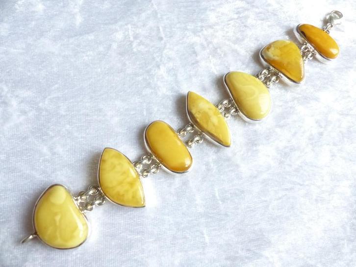 Prachtig Zilveren Armband met Grote Butterscotch Barnsteen, Sieraden, Tassen en Uiterlijk, Antieke sieraden, Armband, Zilver, Met edelsteen