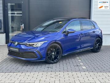 Volkswagen Golf 1.5 eTSI 3x R-Line Panoramadak beschikbaar voor biedingen