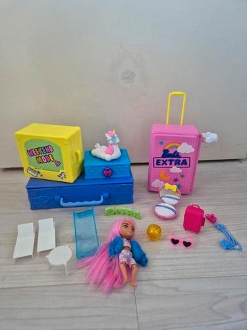 Barbie extra speelset zwembad beschikbaar voor biedingen