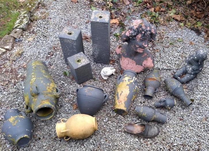 Tuinbeelden div. Amfora, pilaren, kinderen, dieren.Decoratie, Tuin en Terras, Tuinbeelden, Gebruikt, Overige typen, Beton, Ophalen