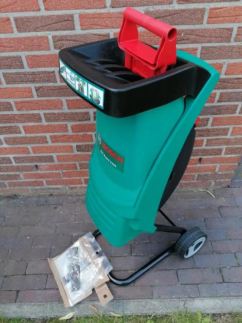 Bosch 3600H53601 Hakselaar Versnipperaar Takken Versnipperen, Tuin en Terras, Hakselaars, Zo goed als nieuw, Elektrisch, Ophalen of Verzenden