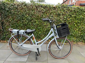 Elektische fiets cortina u4 met zeer weinig kilometers beschikbaar voor biedingen