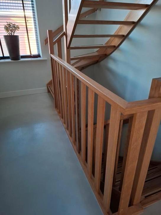 eikenhouten trapleuning  hek 190 cm lang 100 cm hoog, Doe-het-zelf en Verbouw, Ladders en Trappen, Zo goed als nieuw, Trap, Minder dan 2 meter