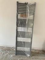 Handdoekradiator nieuw, Doe-het-zelf en Verbouw, Verwarming en Radiatoren, Ophalen, Radiator, Nieuw, Minder dan 60 cm