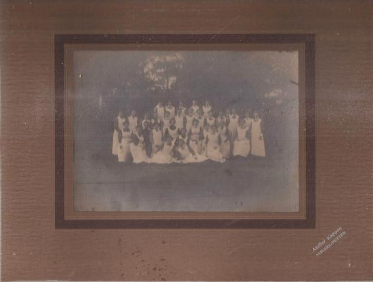 Foto Groep Verpleegsters ca1900 Atelier Kappen Nijkerk-Putte, Antiek en Kunst, Kunst | Etsen en Gravures, Ophalen of Verzenden