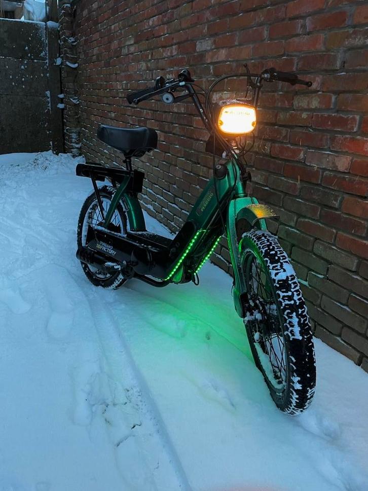 Vespa ciao 65 cc, Fietsen en Brommers, Brommers | Crossbrommers, Zo goed als nieuw, Overige merken, Ophalen