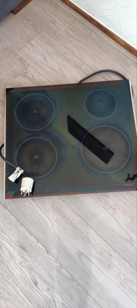 Siemens inductie kookplaat type eh77754eu, Witgoed en Apparatuur, Kookplaten, Gebruikt, Inbouw, Inductie, 4 kookzones, Ophalen