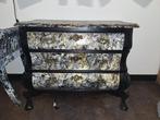Buikkastje incl bankje. Geschilderd door kunstenaar., Huis en Inrichting, Ophalen, Gebruikt, 100 tot 150 cm, 3 of 4 laden