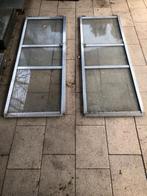 Kasglas in metalen frame (schuifdeuren), Ophalen, Gebruikt