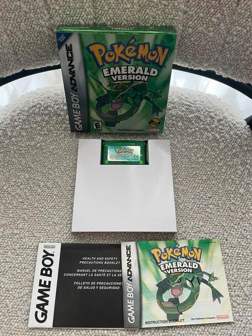 Pokemon emerald version gameboy advance, Spelcomputers en Games, Games | Nintendo Game Boy, Zo goed als nieuw, Role Playing Game (Rpg)