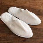 Slipper wit microfleece NIEUW slof fleece, Wit, Ophalen of Verzenden, Zo goed als nieuw, Pantoffels of Sloffen