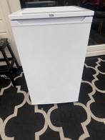 Beko tafelmodel vriezer, Witgoed en Apparatuur, Vriezers en Diepvrieskisten, Minder dan 85 cm, Minder dan 60 cm, Zo goed als nieuw