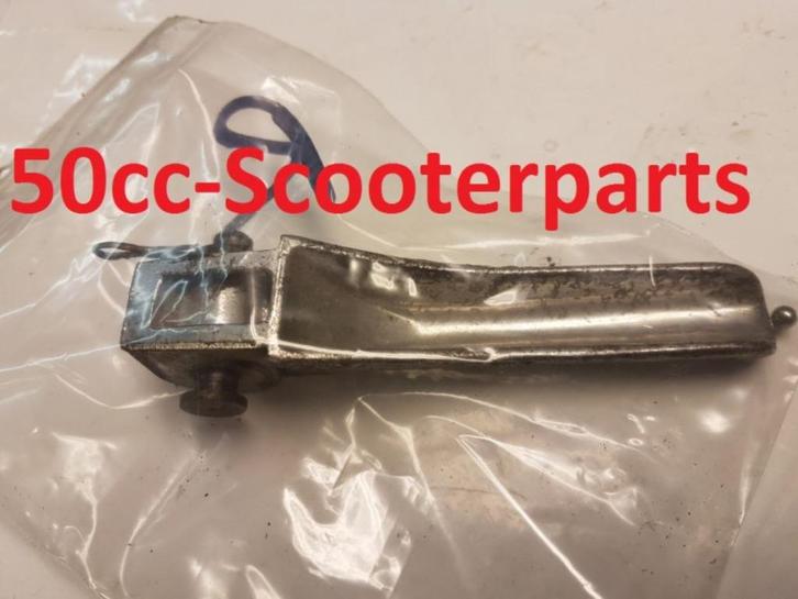 Voetsteun Rh Piaggio Typhoon 295453 Gebruikt, Motoren, Tuning en Styling, Ophalen of Verzenden