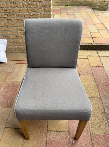 6 eetkamerstoelen licht grijs en licht blauw beschikbaar voor biedingen
