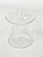 Mooie glazen zandloper vorm vaas, Verzamelen, Ophalen, Zo goed als nieuw