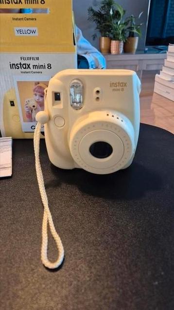 Fujifilm instax mini 8  beschikbaar voor biedingen