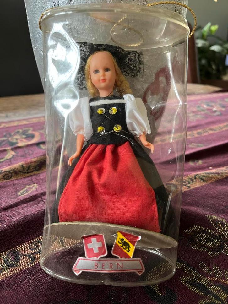 Vintage Bern Zwitserland Souvenir Pop in Verpakking, Antiek en Kunst, Antiek | Speelgoed, Ophalen of Verzenden