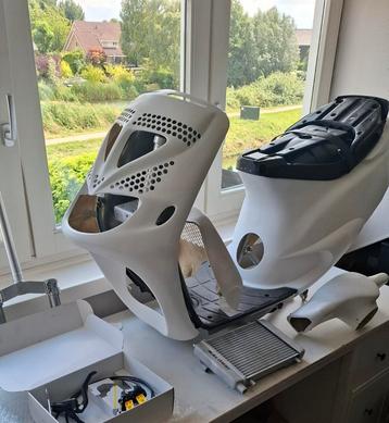 NIEUWE POLYESTER SP98 KAPPEN  beschikbaar voor biedingen
