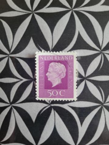Nederlandse postzegel met een portret van Koningin Juliana.  beschikbaar voor biedingen