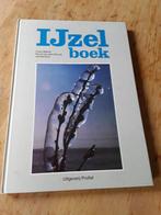 IJzelboek,Oktober 1987. uitgave Profiel Bedum., Ophalen of Verzenden, 20e eeuw of later, Zo goed als nieuw