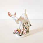 vintage beeldje hertje porselein hert met bloemen, Ophalen of Verzenden