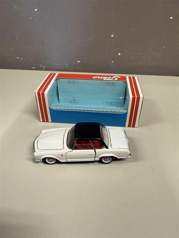 Tekno Mercedes 280 - 928 met doos beschikbaar voor biedingen