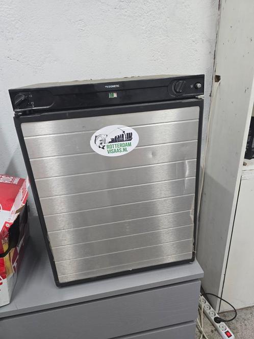 Dometic Camping Koelkast - Gas/12V Tafelmodel, Caravans en Kamperen, Koelboxen, Gebruikt, Koelbox, Elektrisch, Ophalen
