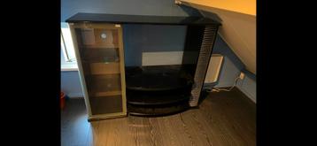 Zwarte TV meubel met glazen kast beschikbaar voor biedingen