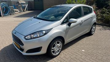 Ford Fiësta 1.0 59KW/80PK 5D 2014 Grijs beschikbaar voor biedingen