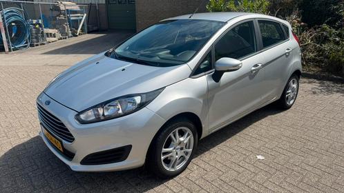 Ford Fiësta 1.0 59KW/80PK 5D 2014 Grijs, Auto's, Ford, Bedrijf, Fiësta, ABS, Airbags, Airconditioning, Bluetooth, Bochtverlichting