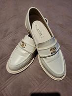 Prachtige Chanel loafers, Kinderen en Baby's, Kinderkleding | Schoenen en Sokken, Ophalen of Verzenden, Nieuw, Meisje