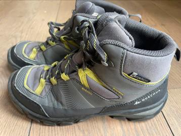 Wandelschoenen Quecha waterpoof 36 NETJES beschikbaar voor biedingen
