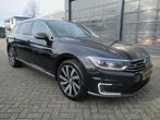 Volkswagen Passat Variant 1.4 TSI GTE Highline / PANORAMADAK, Auto's, Volkswagen, Adaptive Cruise Control, Gebruikt, Zwart, Hybride Elektrisch/Benzine
