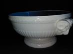 Wedgwood Edme Serveerschaal Ramskoppen 20.5 cm, Antiek en Kunst, Ophalen of Verzenden