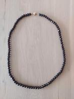 Donkerrode granaten ketting met gouden slot, granaten 8 mm., Ophalen of Verzenden