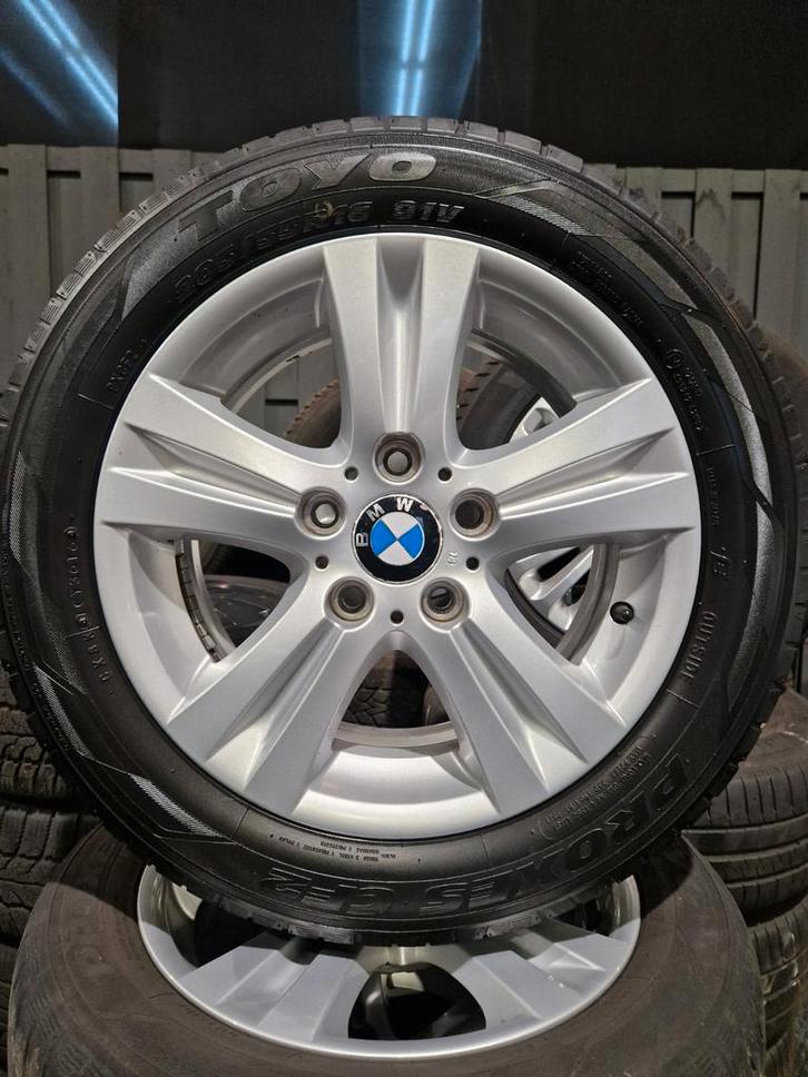 BMW 16 inch originele velgen met 205/55 banden, Auto-onderdelen, Banden en Velgen, Banden en Velgen, Zomerbanden, 16 inch, 205 mm