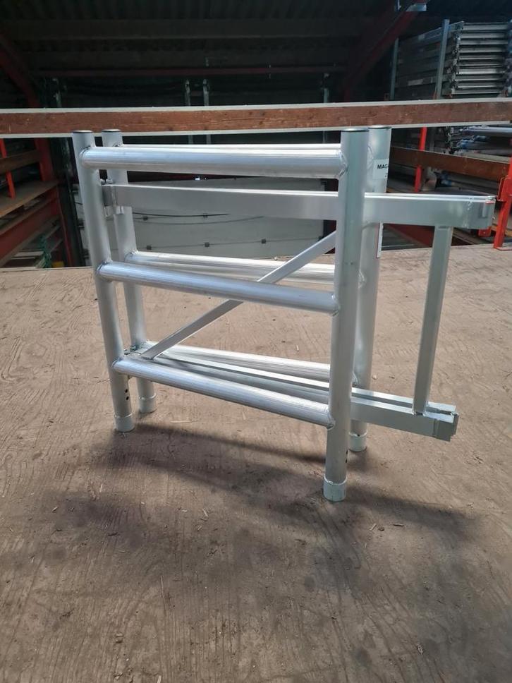 Altrex vouwsteigerframe 3 sports 75cm breed RS 44, Doe-het-zelf en Verbouw, Steigers, Zo goed als nieuw, Ophalen of Verzenden