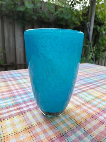 Blauwe Glazen Vaas - 25cm beschikbaar voor biedingen