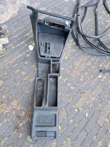 BMW E32 7 SERIE MIDDEN CONSOLE beschikbaar voor biedingen