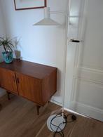 Frandsen Minneapolis Staande Lamp Wit. Deens design., Huis en Inrichting, Lampen | Vloerlampen, Ophalen, Zo goed als nieuw, Metaal