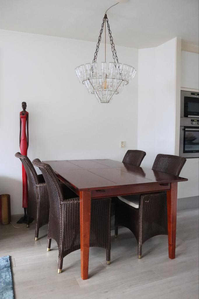 Uitschuifbare Eettafel + 6 Stoelen (Vincent Sheppard), Huis en Inrichting, Tafels | Eettafels, Gebruikt, 100 tot 150 cm, 150 tot 200 cm