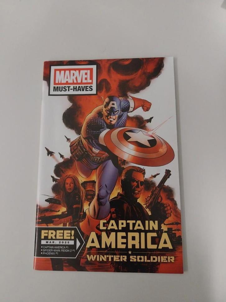 Captain America Winter Soldier Marvel Must-Haves, Boeken, Stripboeken, Zo goed als nieuw, Eén stripboek, Ophalen of Verzenden